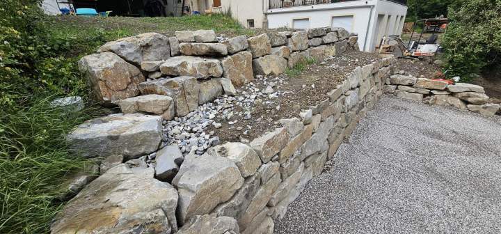 Mur de soutènement enrochement Embrun